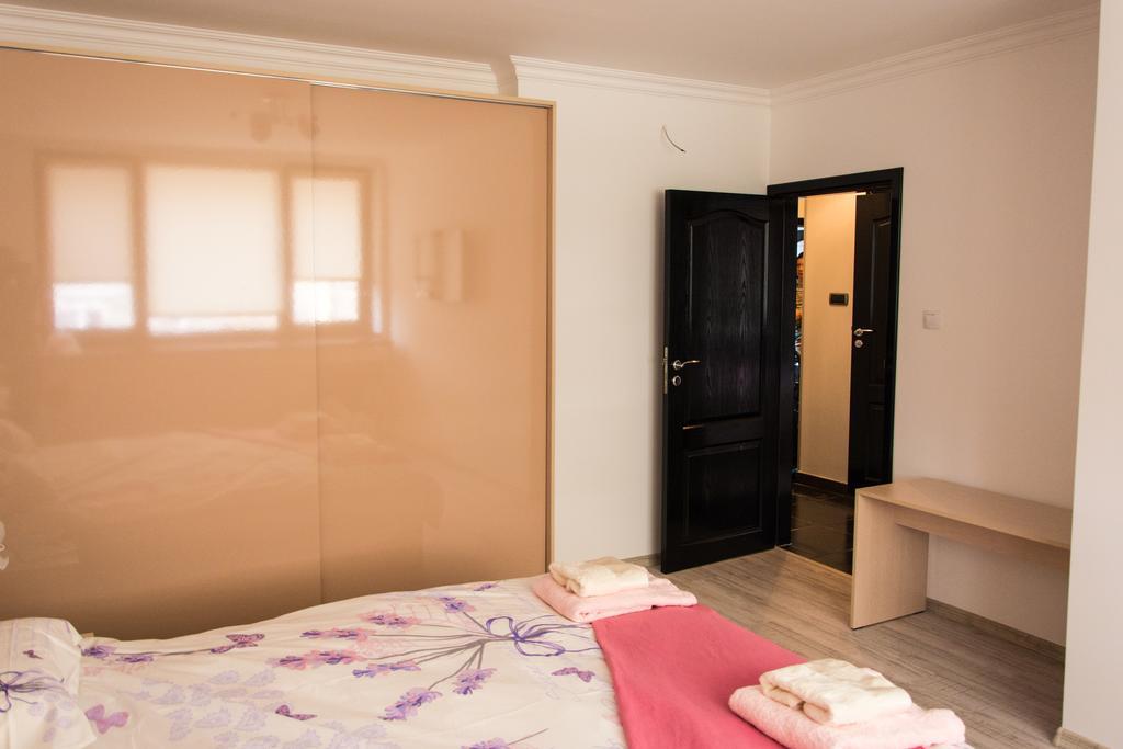 Silver Apartment Burgas Ngoại thất bức ảnh